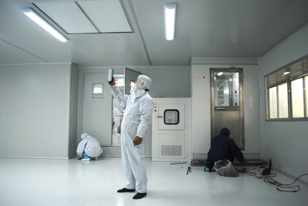 >Attentions in Decoration and Design of 100,000 Grade Purification Project