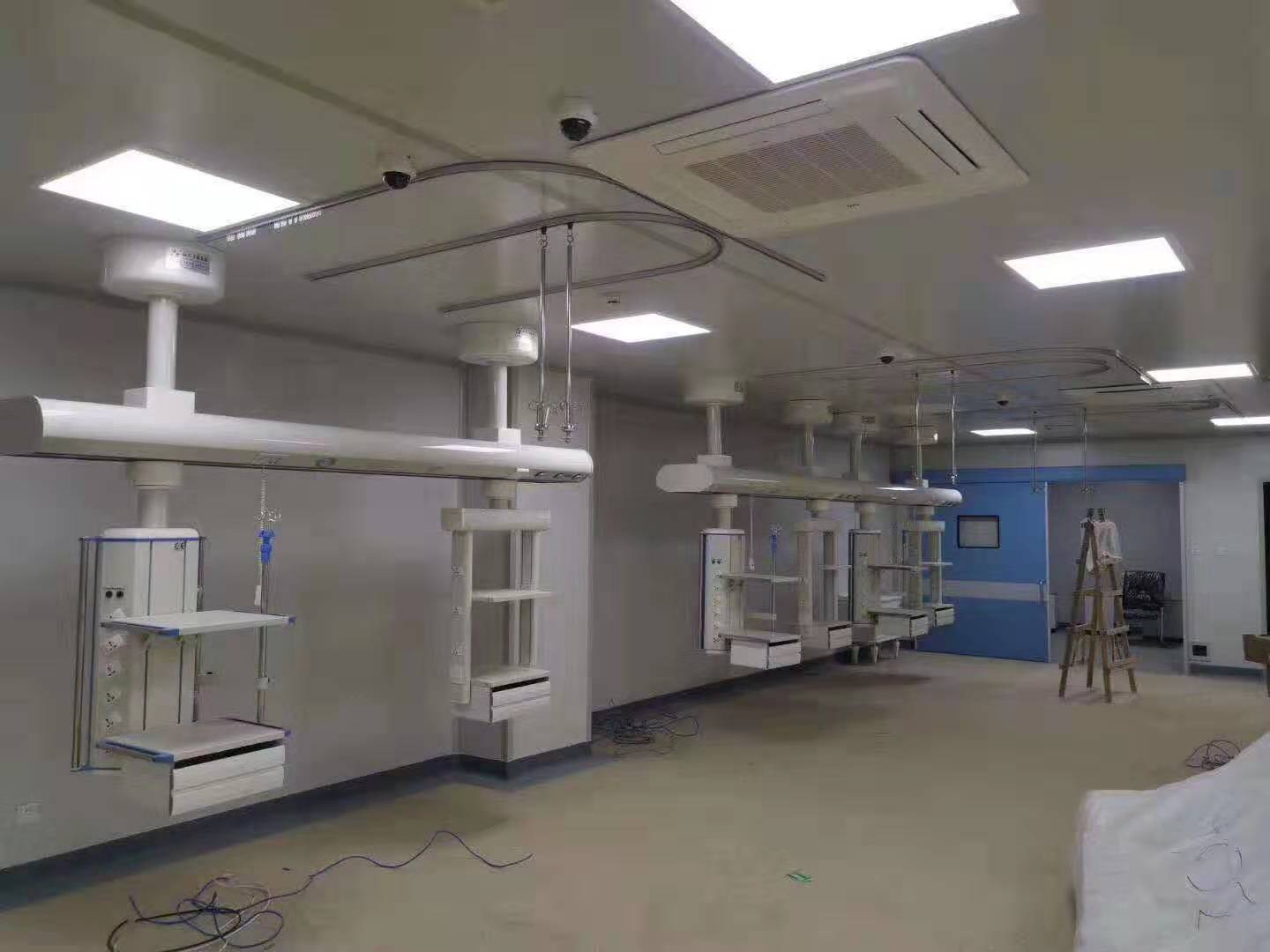 >The construction of hospital laminar flow operating room purification and ICU decoration project is completed and will be delivered for use soon!