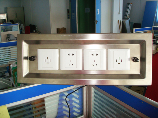 Socket box